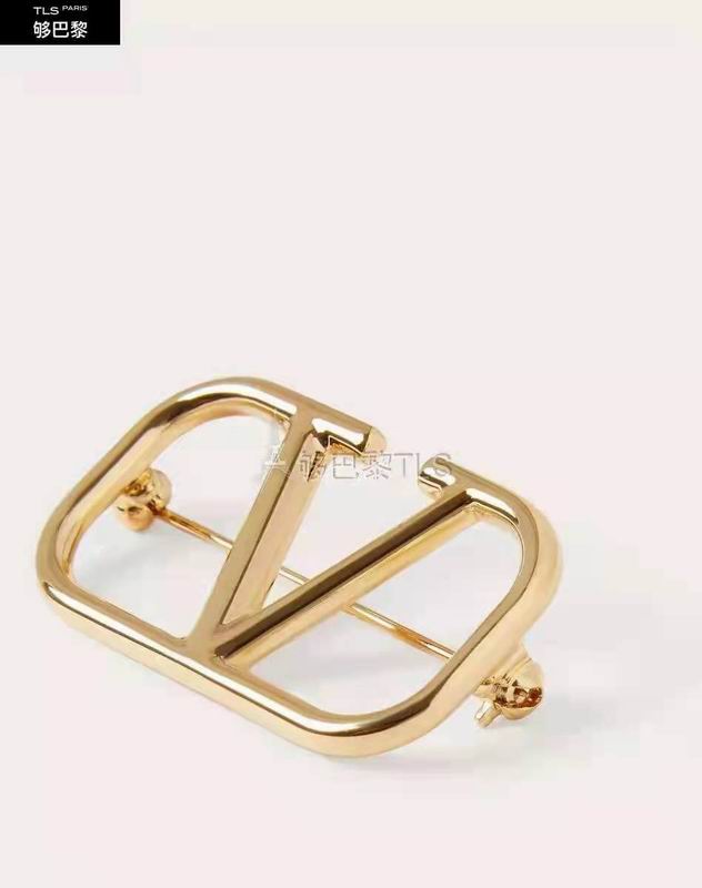 Valentino brooch 05lyx11